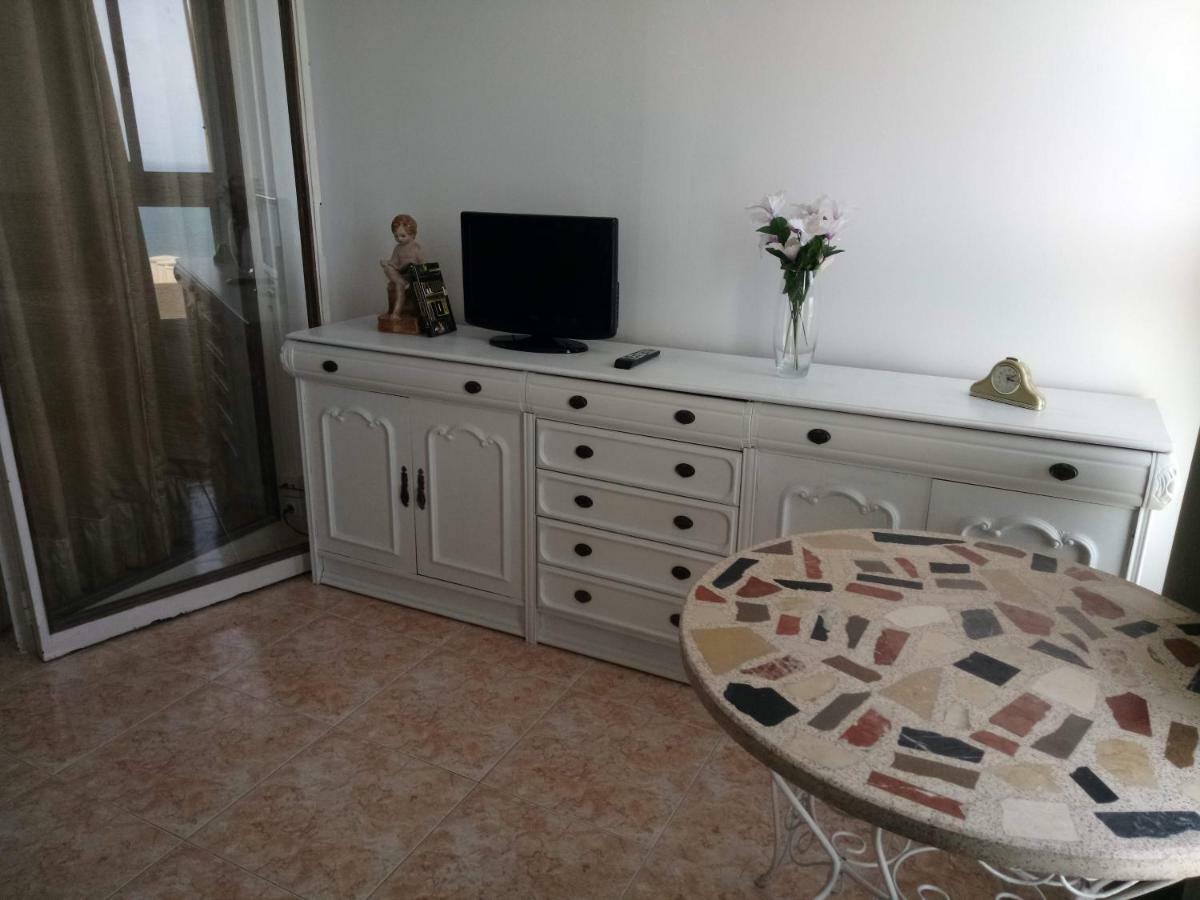 Apartamento En Albufereta Con Vistas Al Mar Lägenhet Alicante Exteriör bild